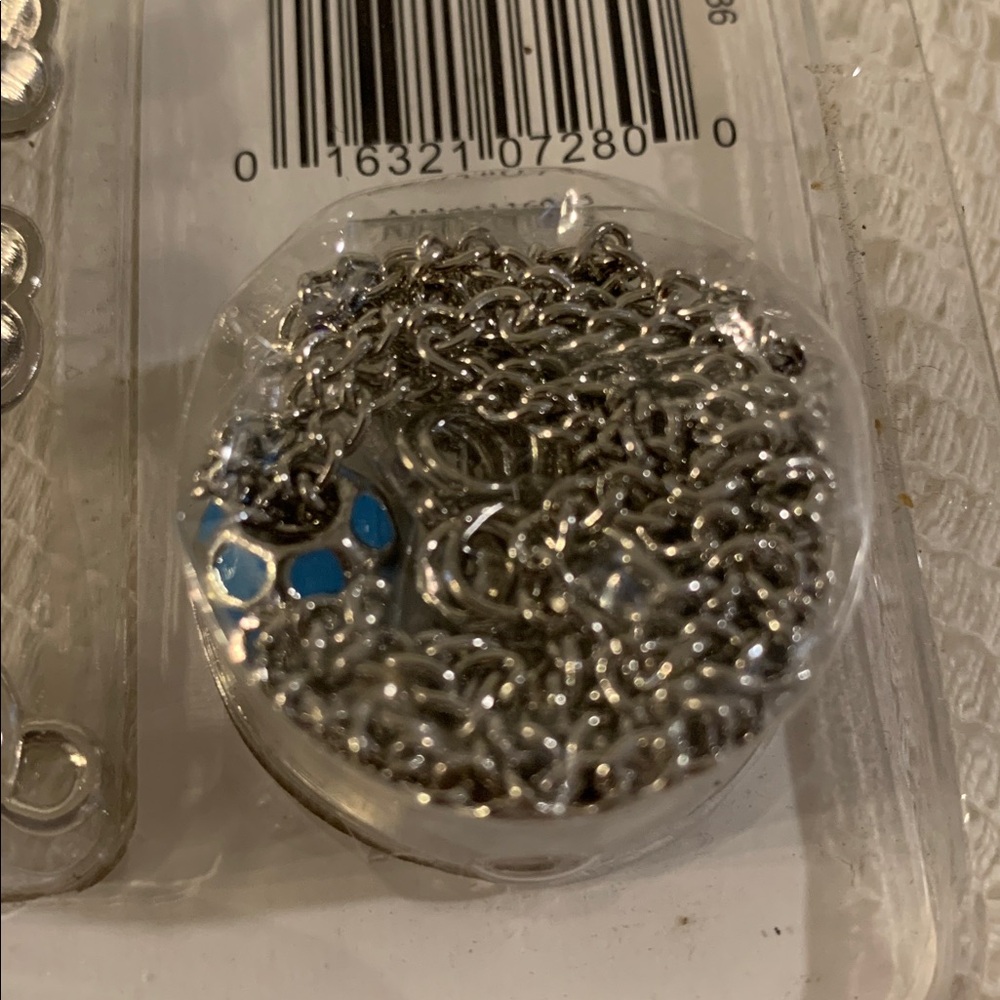 Cousin 18 Piece necklace kit Chain Charm Collection Kit NEW - Picture 4 of 10